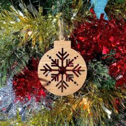 Wooden Snowflake Bauble Christmas Tree Decoration - Beautiful Xmas Ornament in Oak, Walnut Cherry Wood Or Silver, Gold, Red, Green Glitter - thumbnail 2