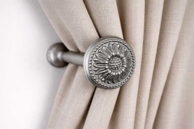 "Satin Chrome Matt Flower " - image 1