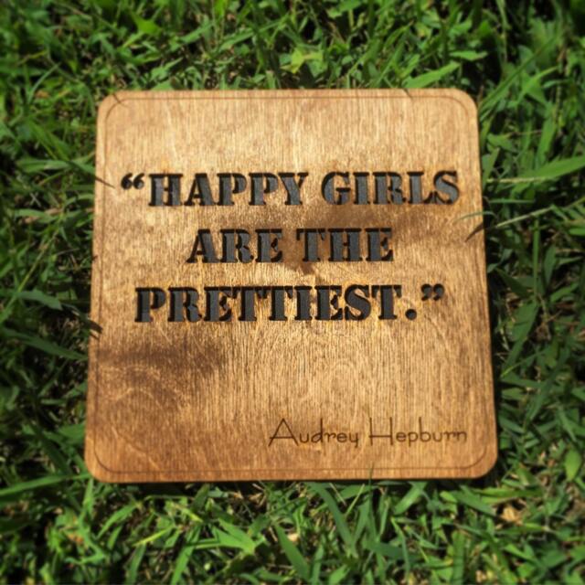 Audrey Hepburn Pretty Girls Quote - Wall Art