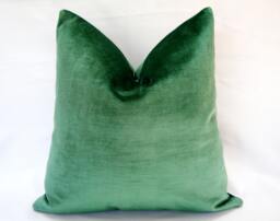 Emerald Green Velvet Pillow Cover - High-End Decorative Cushion Meadow - thumbnail 1