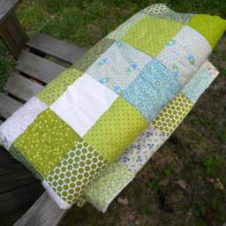 Handmade Patchwork Quilt Rural Farmhouse Green & Gray Blanket - 81x81 - thumbnail 3