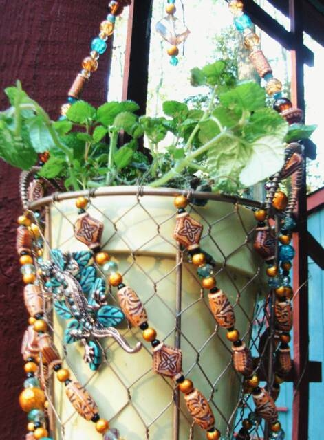 Beaded Plant Hanger With Gecko, Adjustable Lengths - image 1