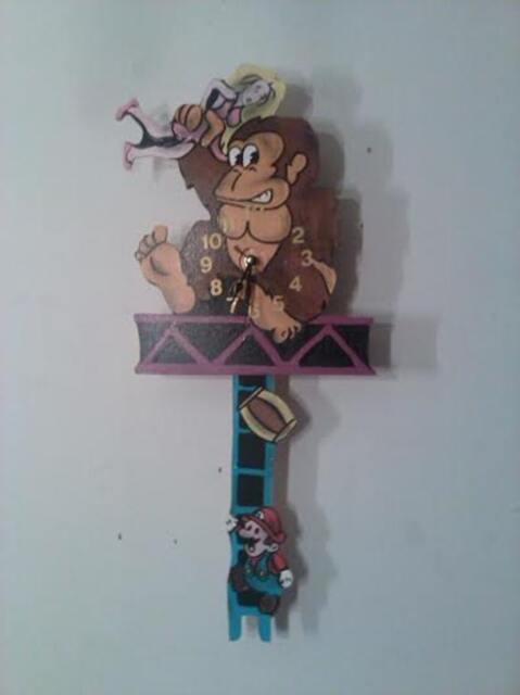 Hand Painted Donkey Kong Arcade Classic Children's Pendulum Clock - image 1