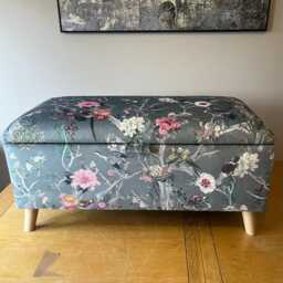 Patterned Floral Storage Ottoman, Botanical Footstool in Grey - thumbnail 2
