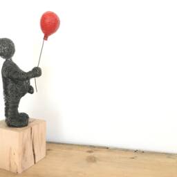 Large Wire Sculpture Holding A Balloon - On Large Wooden Block Handmade Art - thumbnail 2
