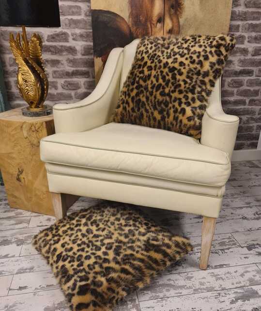 Golden Leopard Faux Fur Cushion Cover - Luxury Animal Print Pillow - image 1