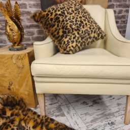 Golden Leopard Faux Fur Cushion Cover - Luxury Animal Print Pillow - thumbnail 3