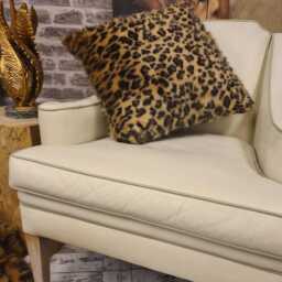 Golden Leopard Faux Fur Cushion Cover - Luxury Animal Print Pillow - thumbnail 2