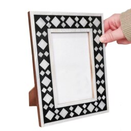 "Handcrafted Pearlescent Resin Photo Frame Boho Home Decor - 6""x4" - thumbnail 2