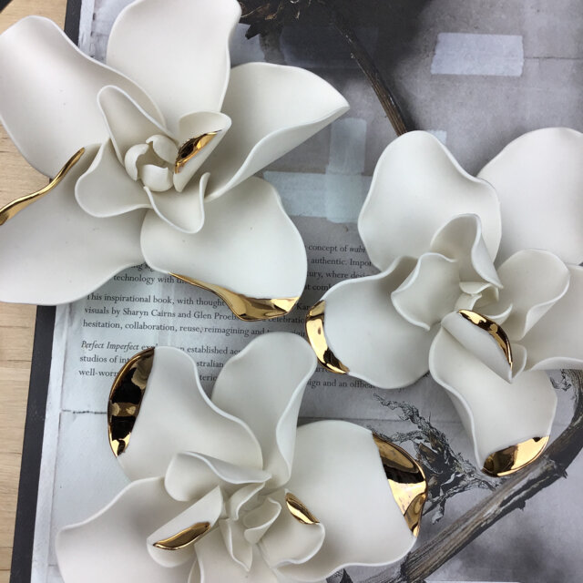 Handcrafted Porcelain Gardenia Wall Decor With 24K Gold Lustre - Set Of 3 - image 1