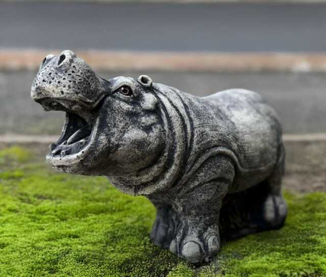 Unique Hippopotamus Statue Realistic Wildlife Sculpture Outdoor Hippo Figurine Garden Animal Ornament Handmade Decoration Lover Gift - image 1