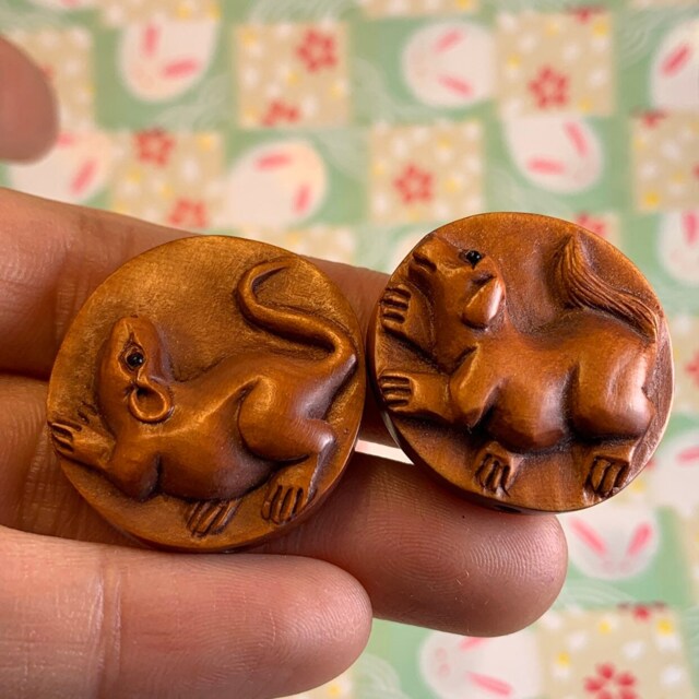 2 Hand Carved Boxwood Ojime Of Rat & Dog - image 1