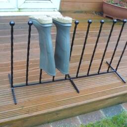 Handcrafted Wrought Iron 5 Pair Welly Boot Rack - Heavy Duty Shoe Storage Stand - thumbnail 2