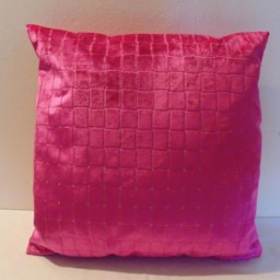 Designers Guild Fabric Leighton Fuchsia Cushion Covers - thumbnail 3