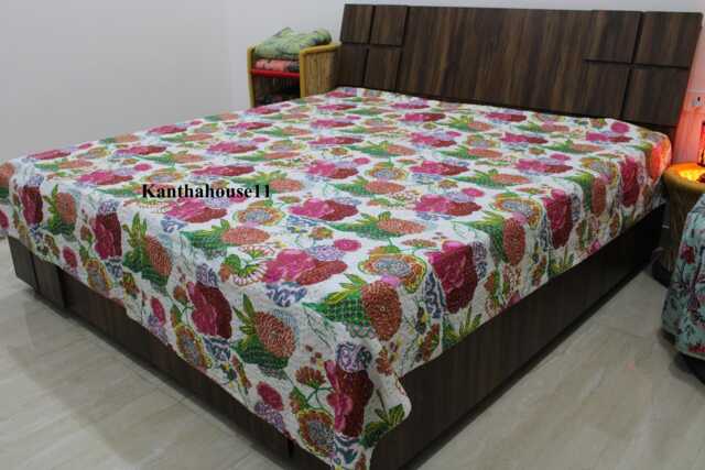 Handmade Tropical Print Kantha Quilt Lightweight Cotton Bedspread - image 1