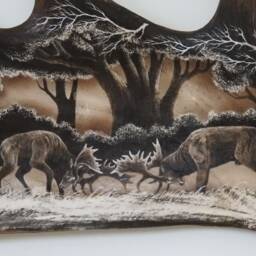 Real Moose Antler Carving Shows Fighting Fallow Deers - thumbnail 2