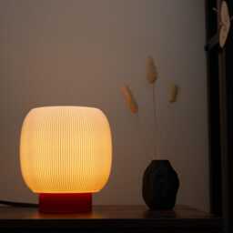 Mochi - Red - Table Lamp, Retro Minimal Design, Housewarming Decor Gift, Bedroom Accent - thumbnail 2