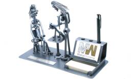 Women Veterinarian Nuts & Bolts Sculpture Business Card Holder, Personalized Pet Doctor Gift, Vet Tech Retirement Office Decor Gift - thumbnail 1