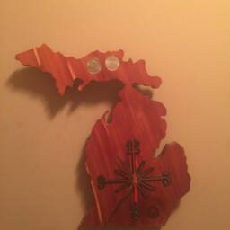 Handmade Michigan State Quarter Clock, Wood Wall Decor - thumbnail 3