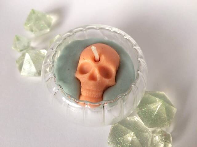 Peach Passion Fruit & Lavender Candle