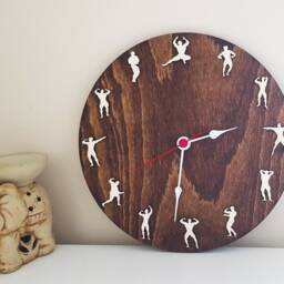 Bodybuilder Wood Wall Clock - Fitness Decor, Strong Man Gift - thumbnail 2
