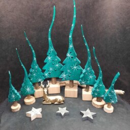 Emerald Green With Emerald Stars, A Glittering Christmas Tree, Hand-Painted Made Of Wood in 4 Sizes - Selection No.2 - thumbnail 2
