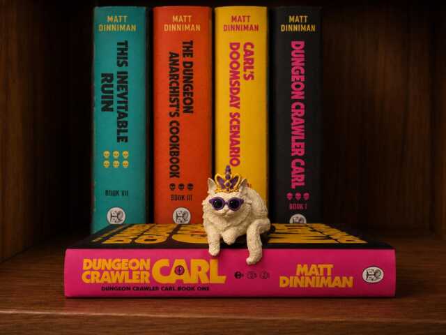 Princess Donut Figure, Dungeon Crawler Carl Inspired Bookshelf Decor, 3D Printed Bookish Cat, Litrpg Fantasy Shelf Display - image 1