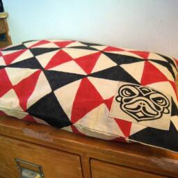 Hand Block Printed Cotton Pillow Cover Geometric Design - Damaru Red & Black - thumbnail 3