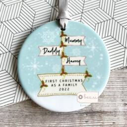 Personalised First Christmas As A Family Mummy Daddy New Baby Snowflake Signpost Design Ceramic Round Ornament Keepsake