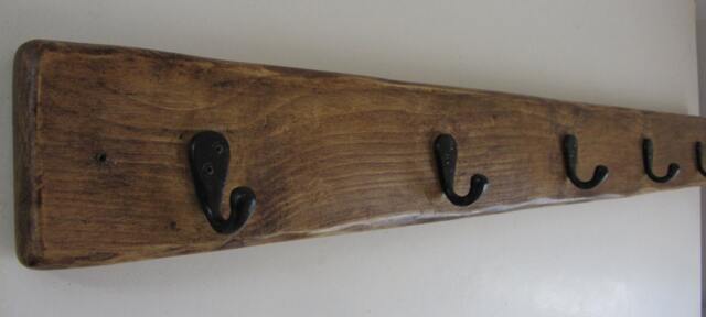 99 cm Solid Reclaimed Plank Wood 5 Hook Black Cast Iron Coat Hooks/Robe Kitchen Cup - image 1