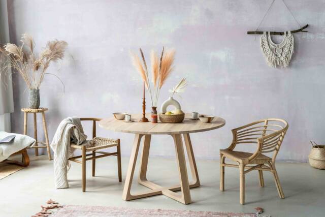Round Extendable Dining Table Slice Kitchen Boho, Minimalistic, Scandinavian Oak Raw Finish - image 1