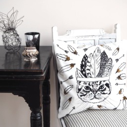 Wild Cat Velvet Cushion Cover, Pillow - thumbnail 3
