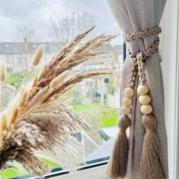 Macram?? Curtain Tie Back - Wooden Bead Braided Holdback Minimalist Home D??cor Bohemian Style Window Treatment Country Accessories - thumbnail 3