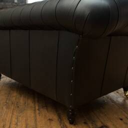 2 Seater Vintage Black Leather Chesterfield Sofa, British Handmade - thumbnail 4