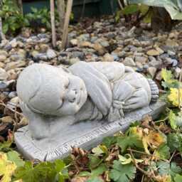 Dgs Statues Charming Stone Cast Small Lying Monk in Robe - thumbnail 4