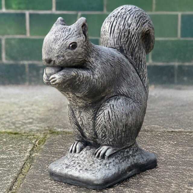 Squirrel Statue Concrete Animal Figurine For Garden Wildlife Sculpture Stone Squirrel Outdoor Ornament Yard Rustic Woodland Decoration - image 1