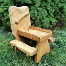 Rustic Wooden Squirrel Picnic Table Feeder - Handmade Outdoor Fun - thumbnail 4