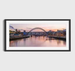 Tyne Bridge Panoramic Framed Print Newcastle Photography Wall Art - 20x11 - thumbnail 1