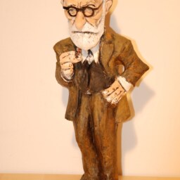 Sigmund Freud Sculpture, Handmade Figure, Gift For Psychiatrist & Psycologist - thumbnail 2