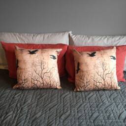 Three Trees - Crow & Pillow - thumbnail 2