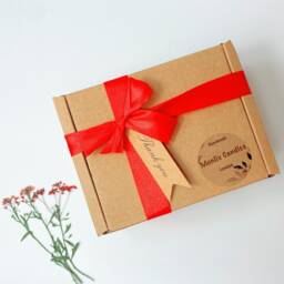 Birthday Gift Box, Candle Box, Gift Hamper For Her, Housewarming Gift, Gift Her, Gift Set Mum, Vegan Gift, Scented Candle Box, Soy Wax - thumbnail 3