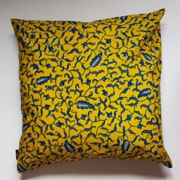 Handmade Decorative Pillow Case Made From Colorful Ghanian Print - thumbnail 4