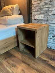 Solid Wood Bedside Table in Oak & Walnut, Modern With Wooden Or Metal Legs, Individually Customizable, Made-To-Measure Nightstand