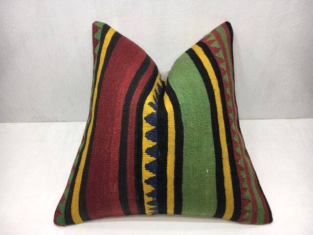 Vintage Turkish Kilim Pillow Cover, Handwoven Throw Cushion - 20x20 - image 1