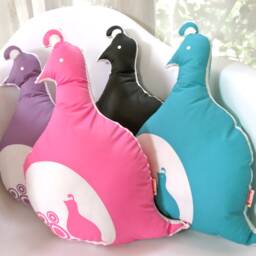 Pink Mama Quail Plush Pillow - thumbnail 3