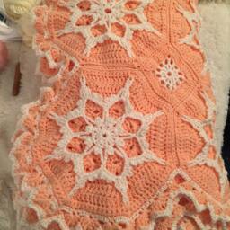Crocheted Snowflake Afghan Peach & Cream Blanket - thumbnail 3