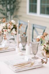 Medium Cylinder Concrete Modern White Taper Candle Holder - thumbnail 1