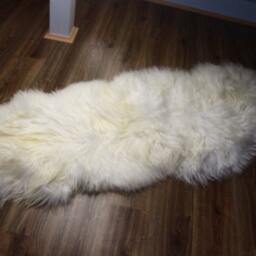 On Sale Area Rug - Long Sheepskin Rug Sheepskin White Shaggy Cosy Rug- Made Of 2 Sheepskins - thumbnail 2