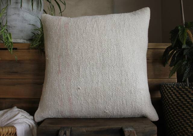 Vintage Handwoven Kilim Cushion Cover - 20 Inch Hemp/Wool Blend - image 1