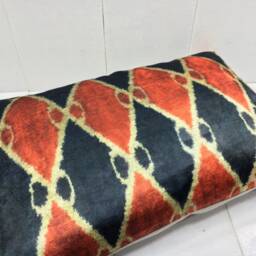 Handwoven Silk Ikat Pillow Cover, Velvet Print - 16x24 - thumbnail 4